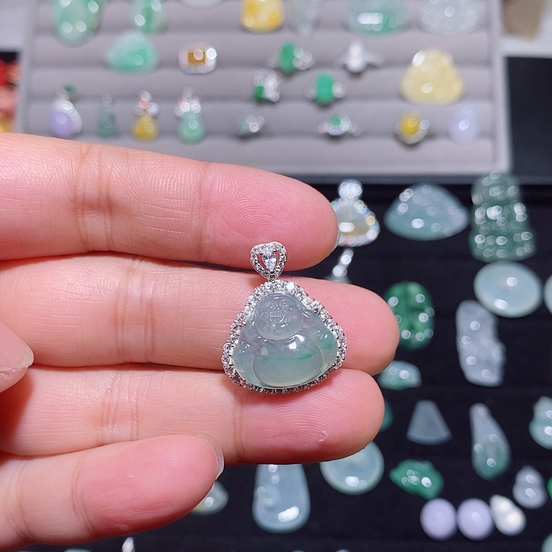 翡翠银S925镶嵌颈饰佛公