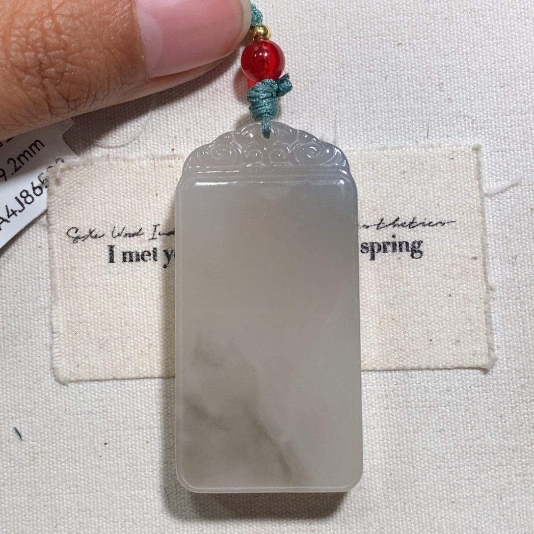 和田玉（糖玉）颈饰未镶嵌