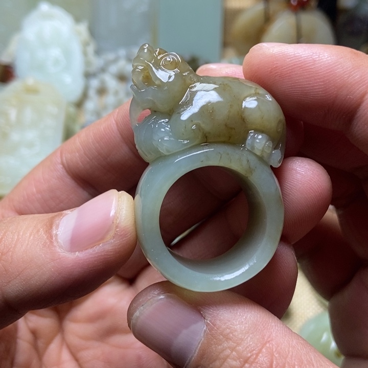 和田玉未镶嵌挂件