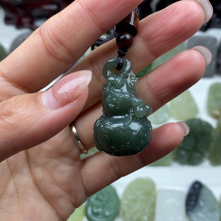 和田玉（糖玉）未镶嵌颈饰117