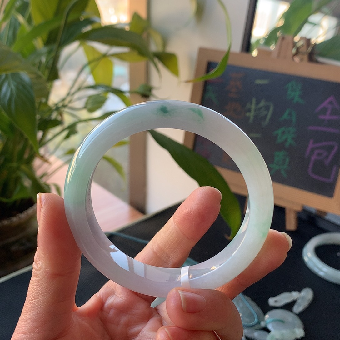 翡翠未镶嵌手镯天然翡翠手镯