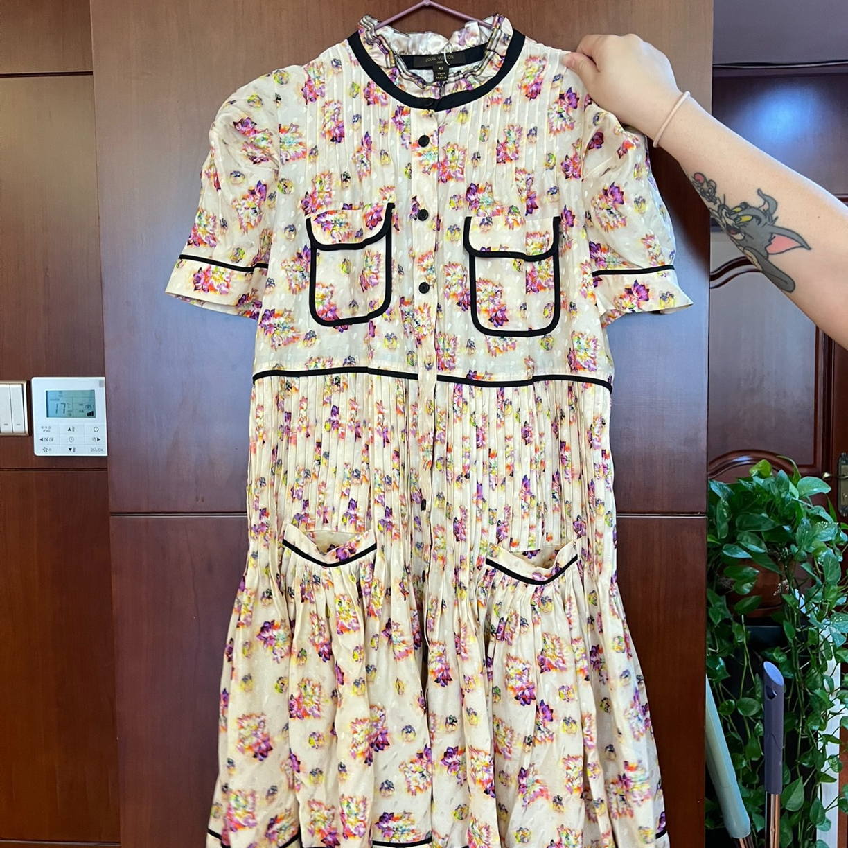 99新 LouisVuitton/路易威登 LV女款碎花连衣裙42码 h173