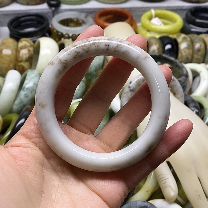 开***天蛇纹石玉未镶嵌手镯