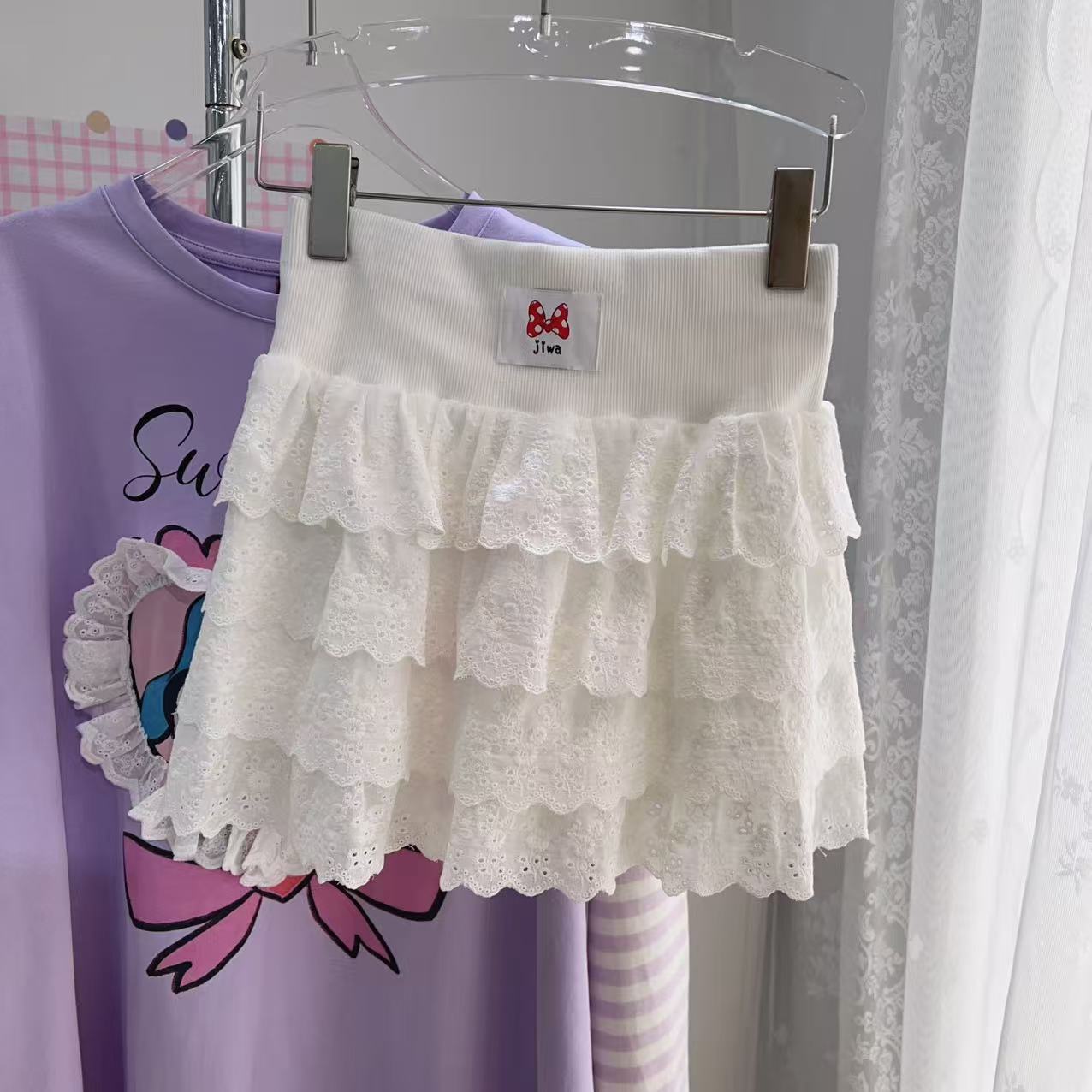 清版】2025春夏甜美新款花边设计松紧腰修身短裤有里衬