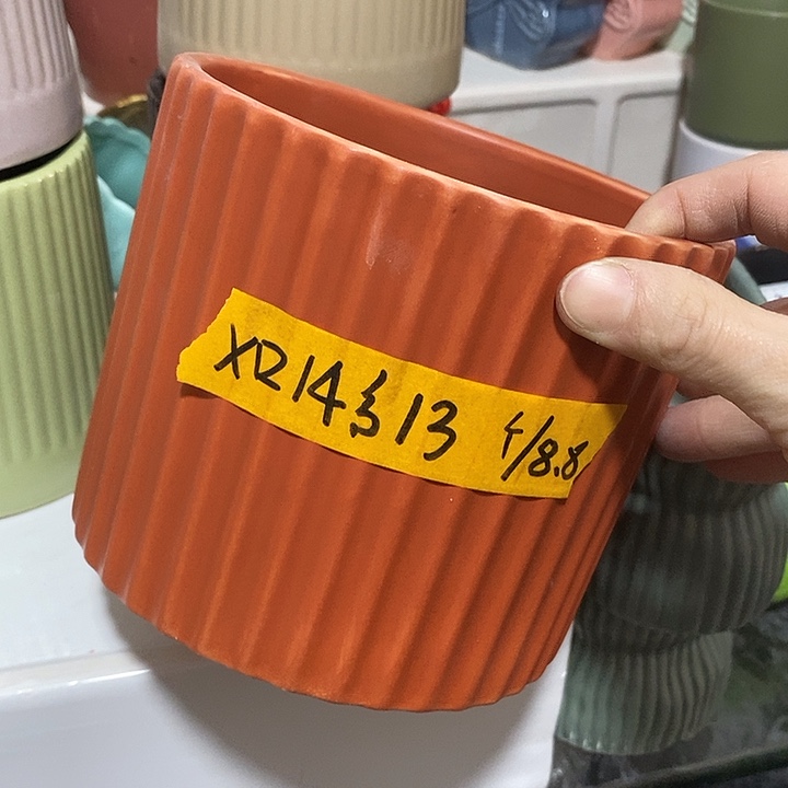 陶盆有孔 瑕疵针孔漏釉介意勿拍 口15高12.5
