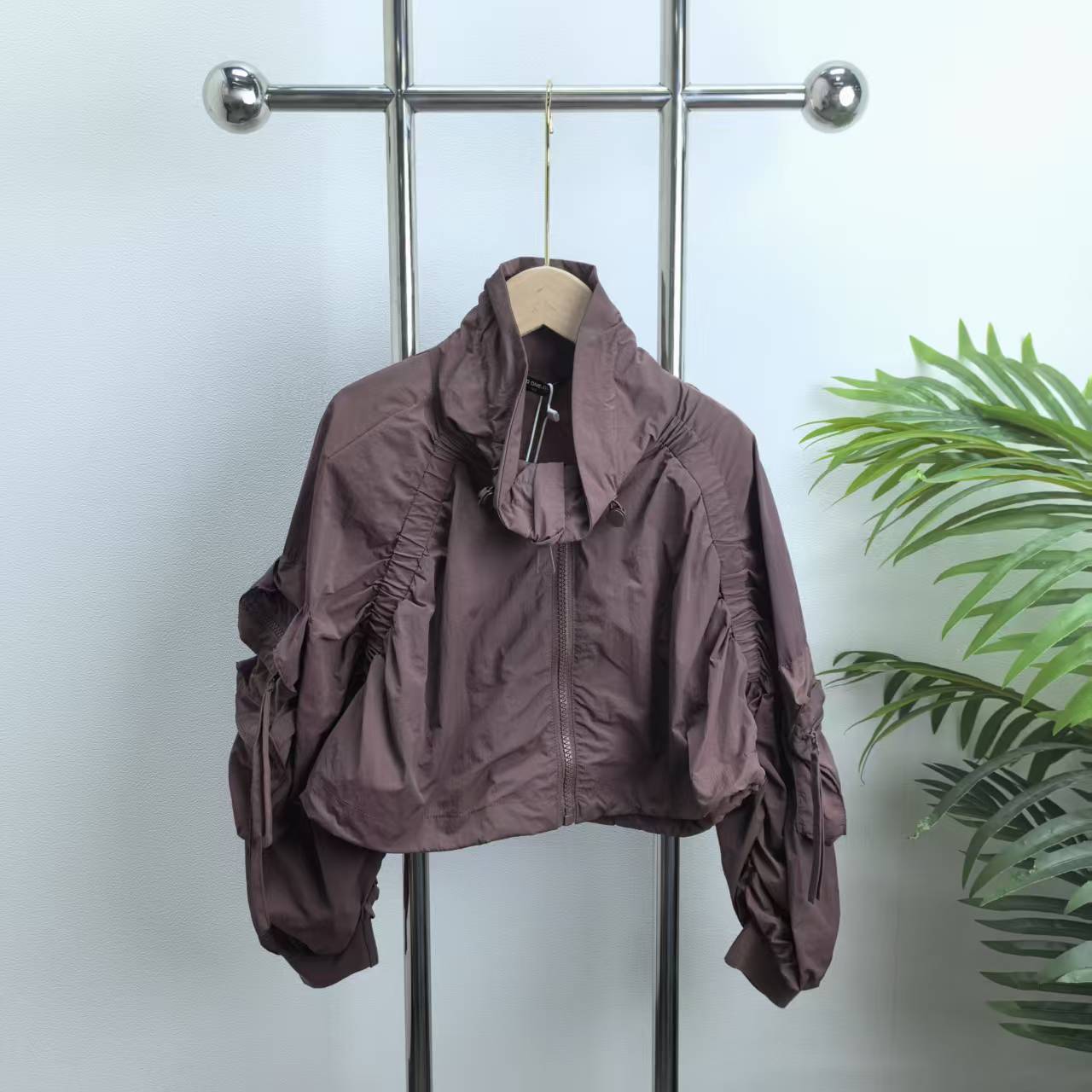 【2052F】红咖色外套B2-6