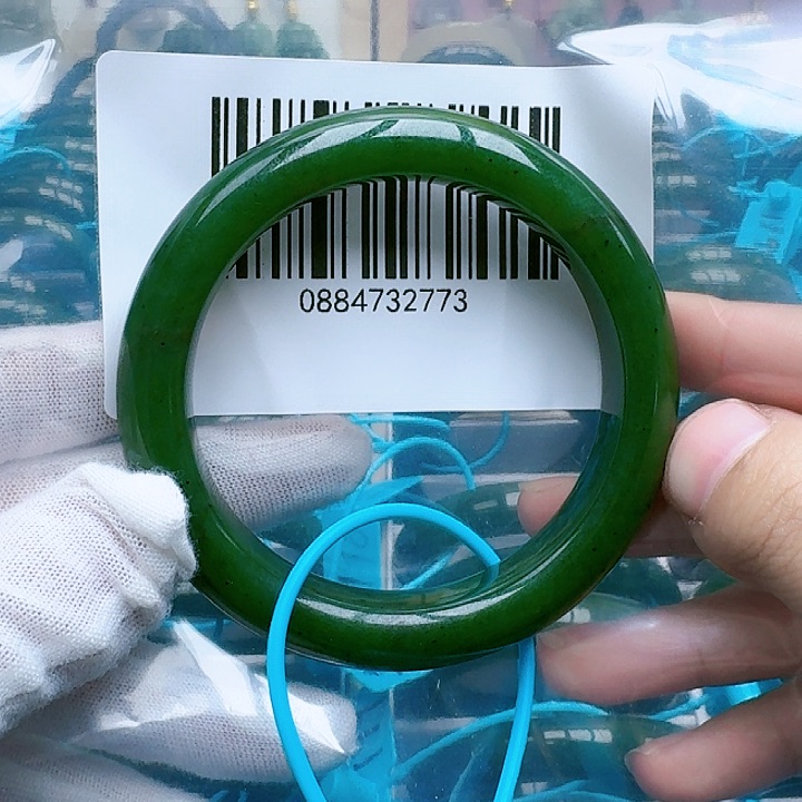 和田玉（碧玉）手镯未镶嵌5657