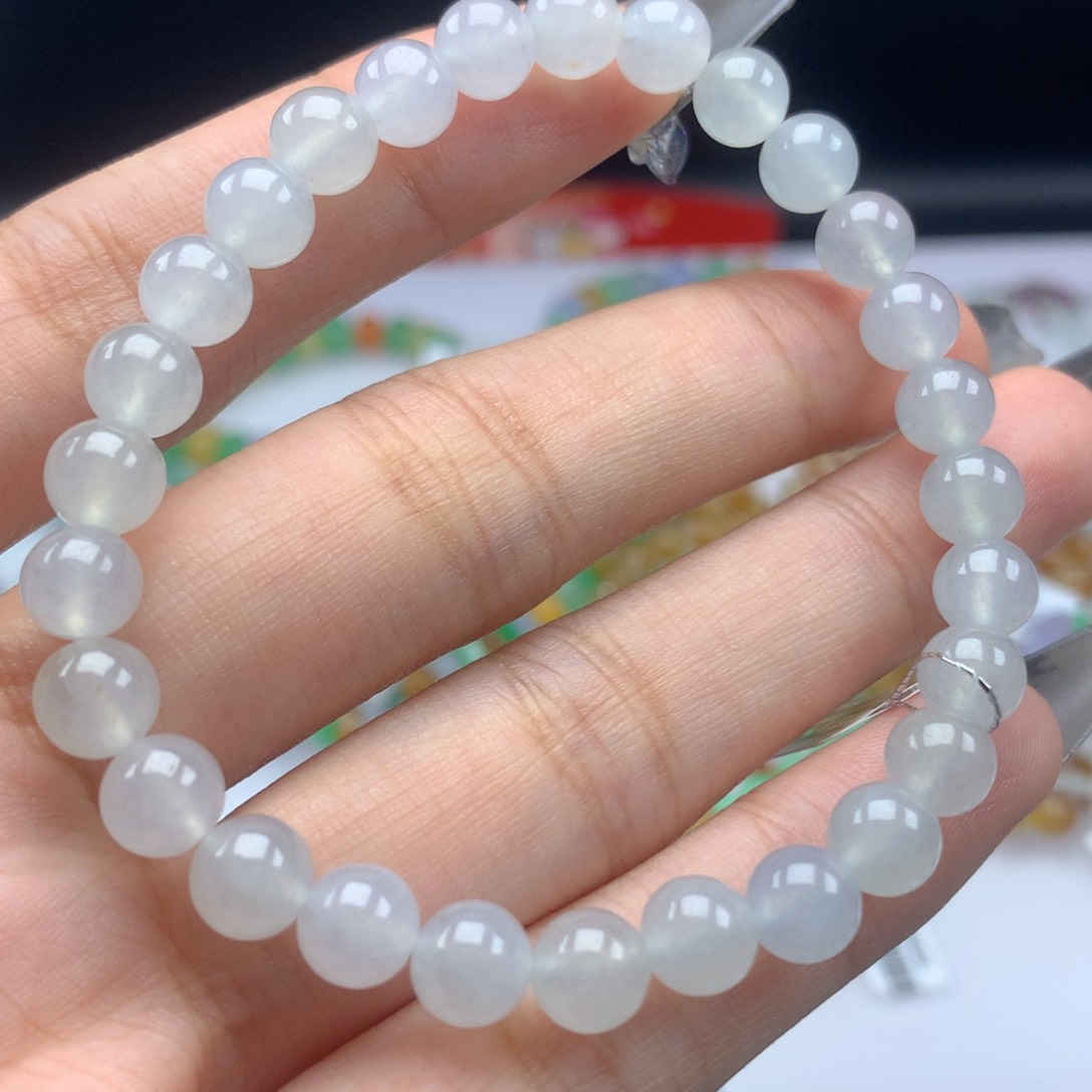 翡翠手链未镶嵌卡