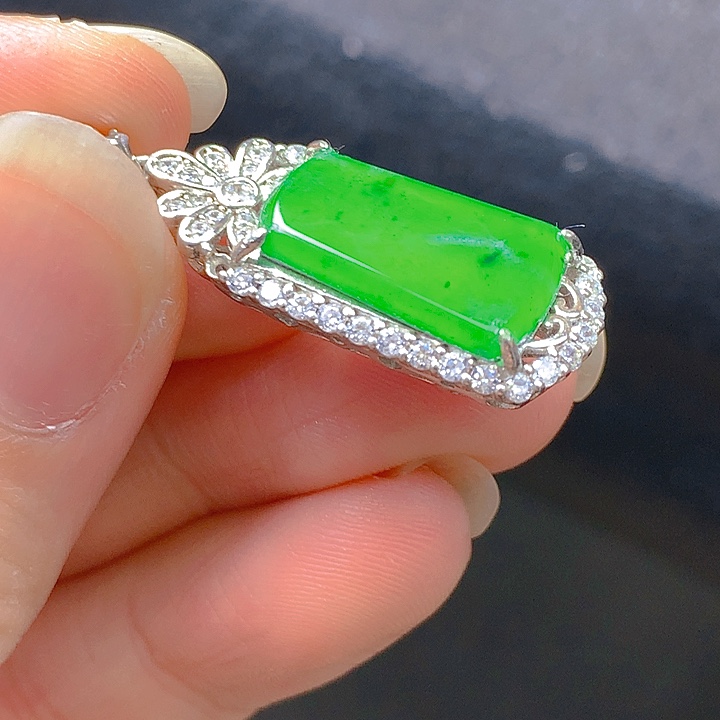 翡翠银S925镶嵌颈饰