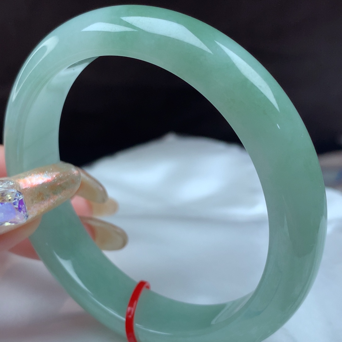 翡翠手镯未镶嵌95255，