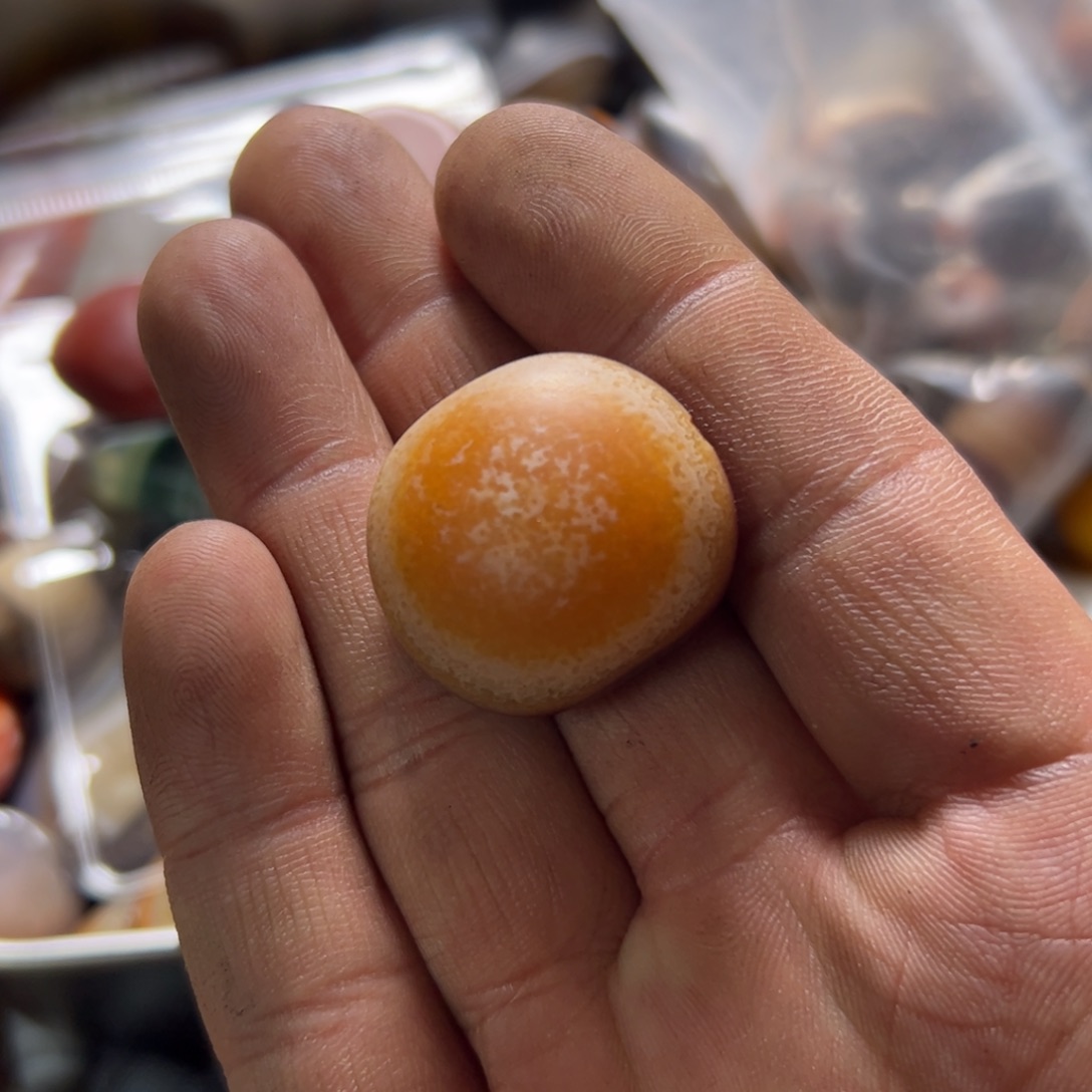 玛瑙/玉髓颈饰合金半**酒