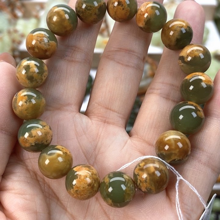 【闪购商品】透闪石质玉手串未镶嵌