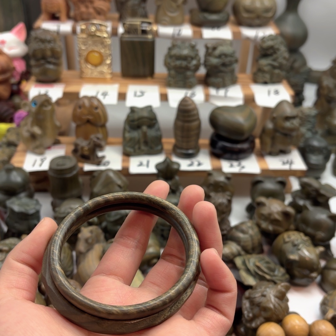 @***@木绿檀木手镯2个卡6卡8