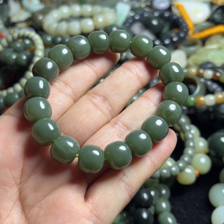 和田玉手串未镶嵌12老行