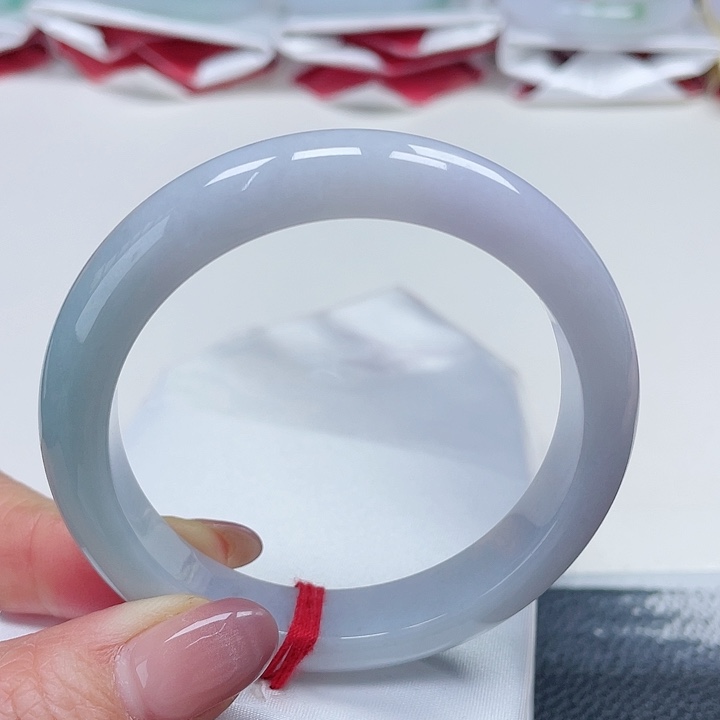 翡翠手镯未镶嵌缅甸翡翠