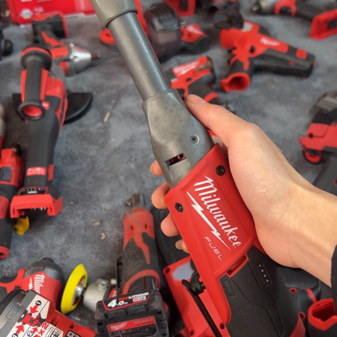 二手长颈鹿中飞裸机+2.5电池一个