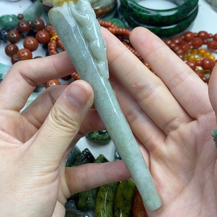 颈饰未镶嵌翡翠吊坠