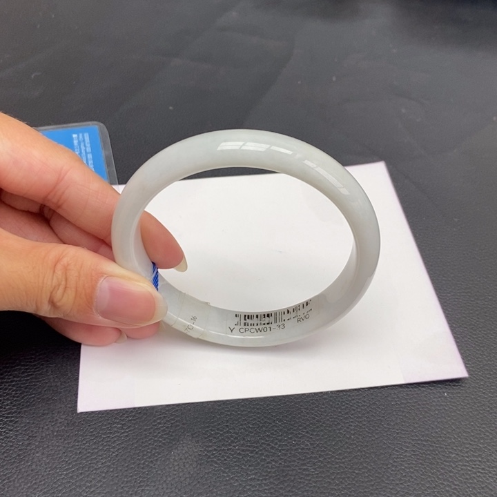 翡翠手镯未镶嵌60-61正圈