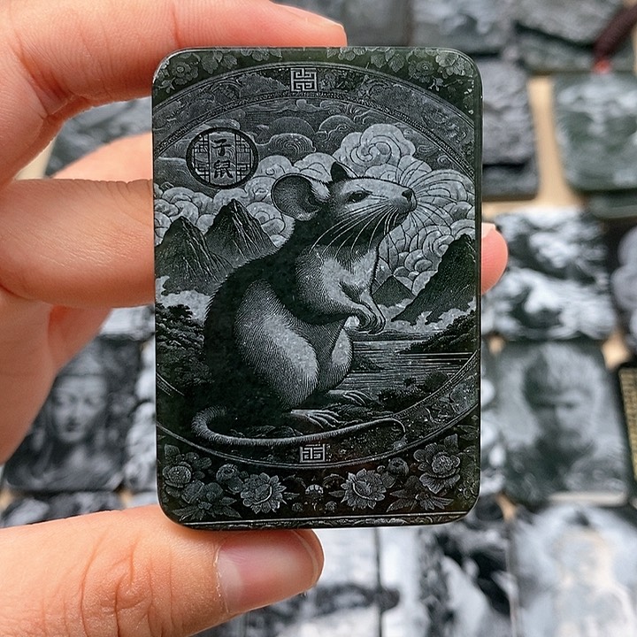 颈饰未镶嵌和田玉