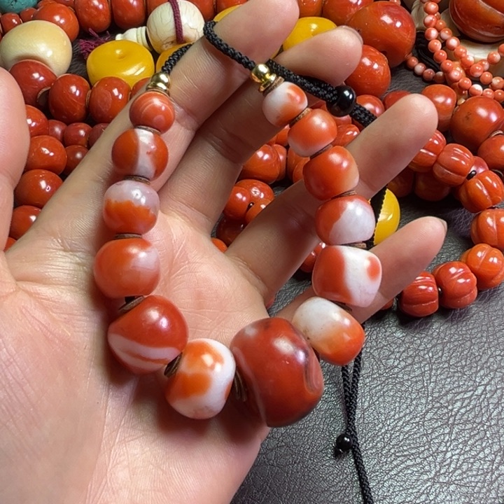 颈饰琉璃法*琉璃…………..