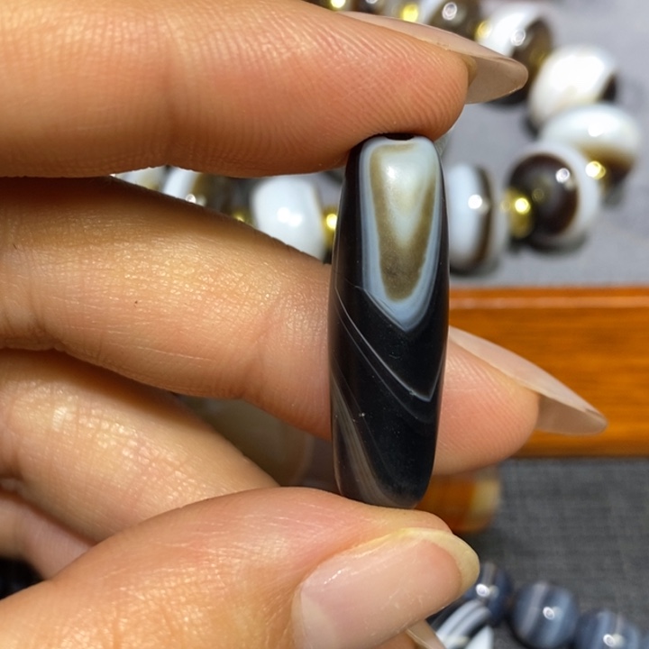 未镶嵌颈饰玛瑙/玉髓