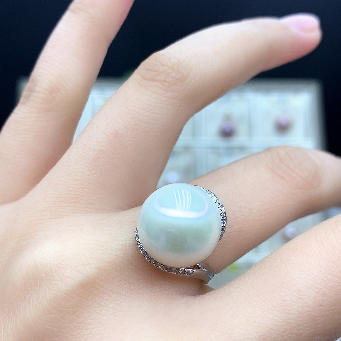 淡水珍珠颈饰合金