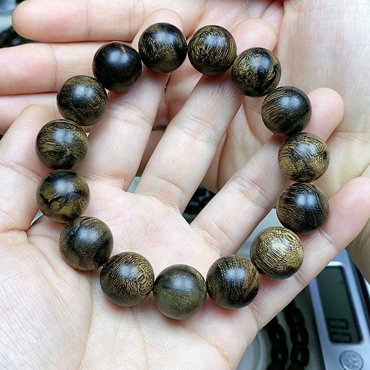 沉香手串有****财越南芽庄白棋楠