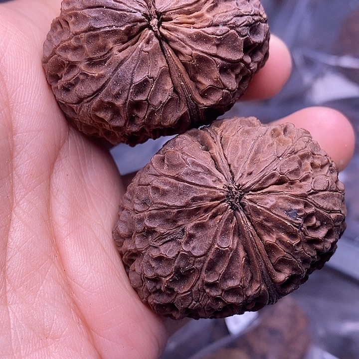 文玩核桃把件   190