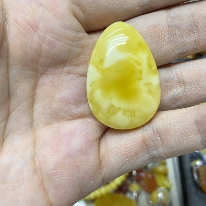 未镶嵌蜜蜡裸石吊坠