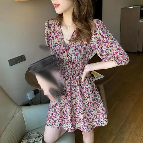 百搭气质时尚春夏女装