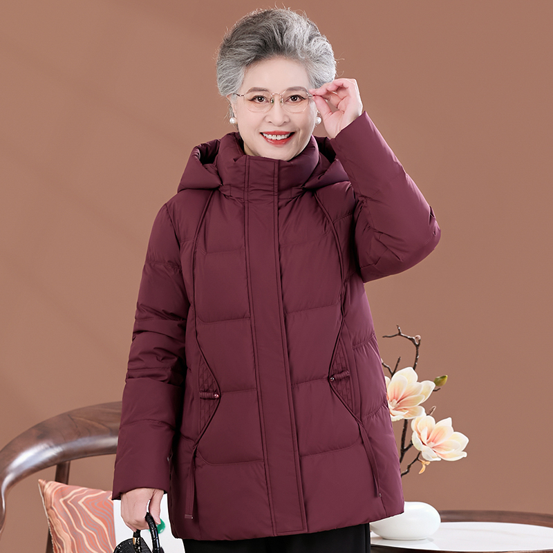 中老年人羽绒服女短款宽松加厚妈妈冬装老人奶奶太太新款冬季外套