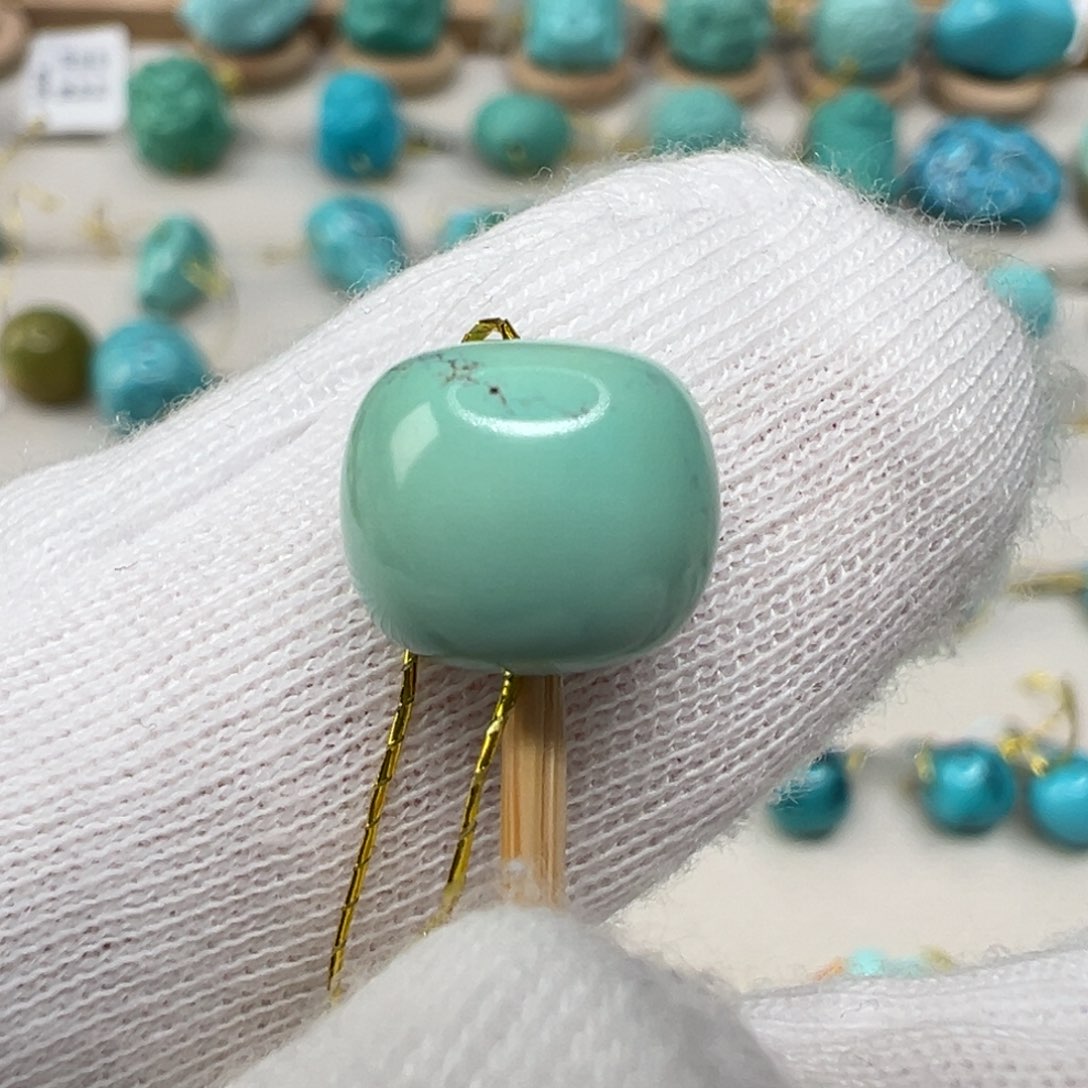 绿松石配饰未镶嵌