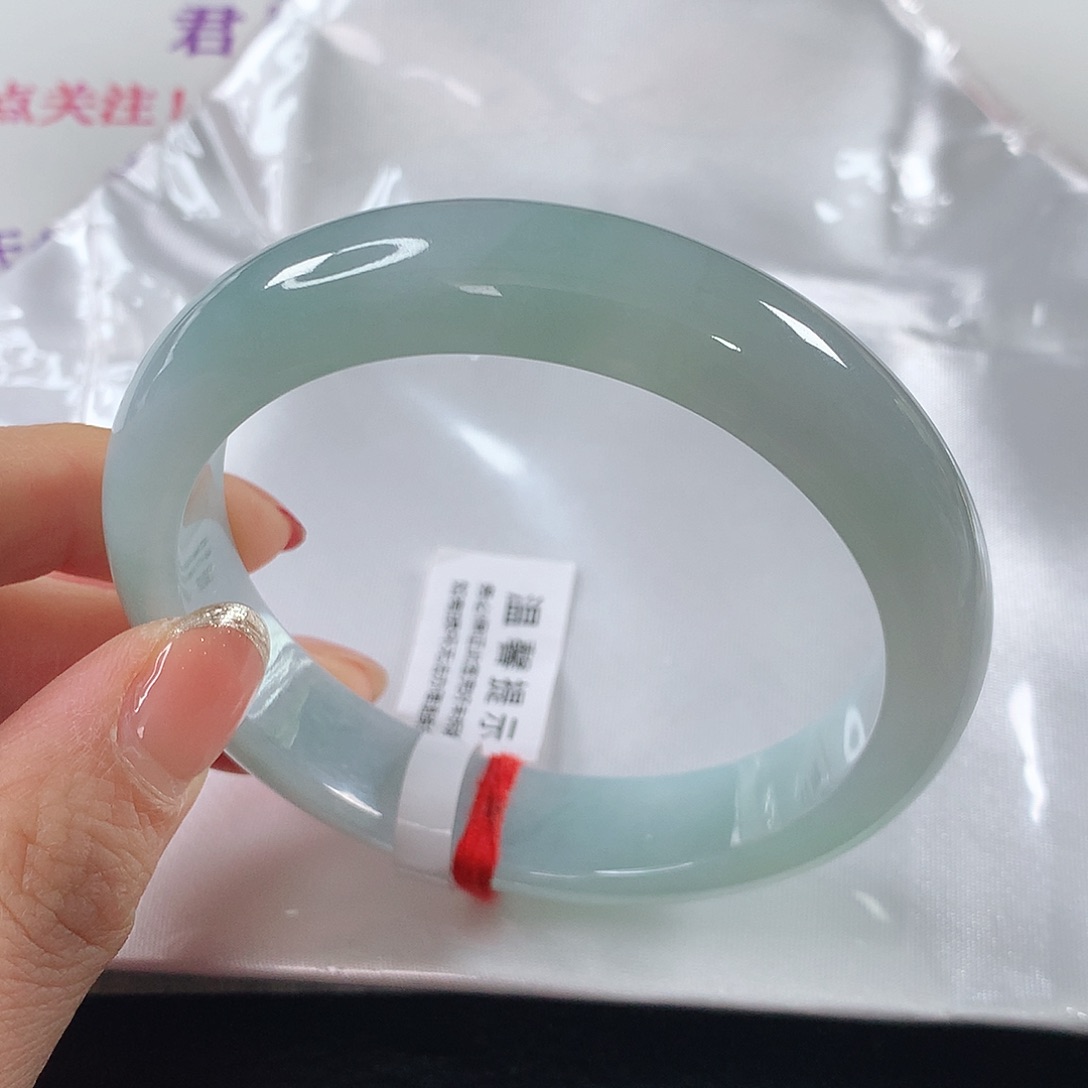 翡翠手镯未镶嵌 正圈①⑤⑨