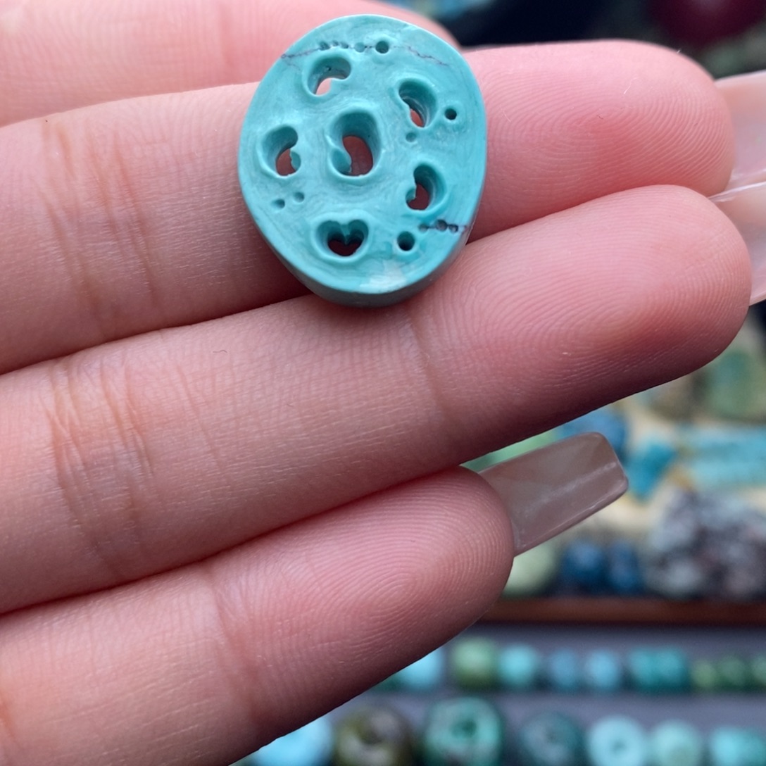 未镶嵌绿松石珠宝奇石