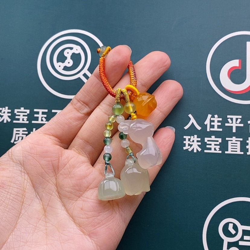 【闪购商品】玛瑙/玉髓车挂未镶嵌