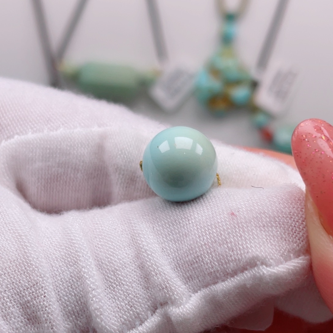 绿松石未镶嵌摆件