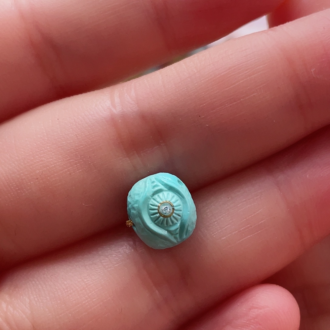 绿松石颈饰未镶嵌