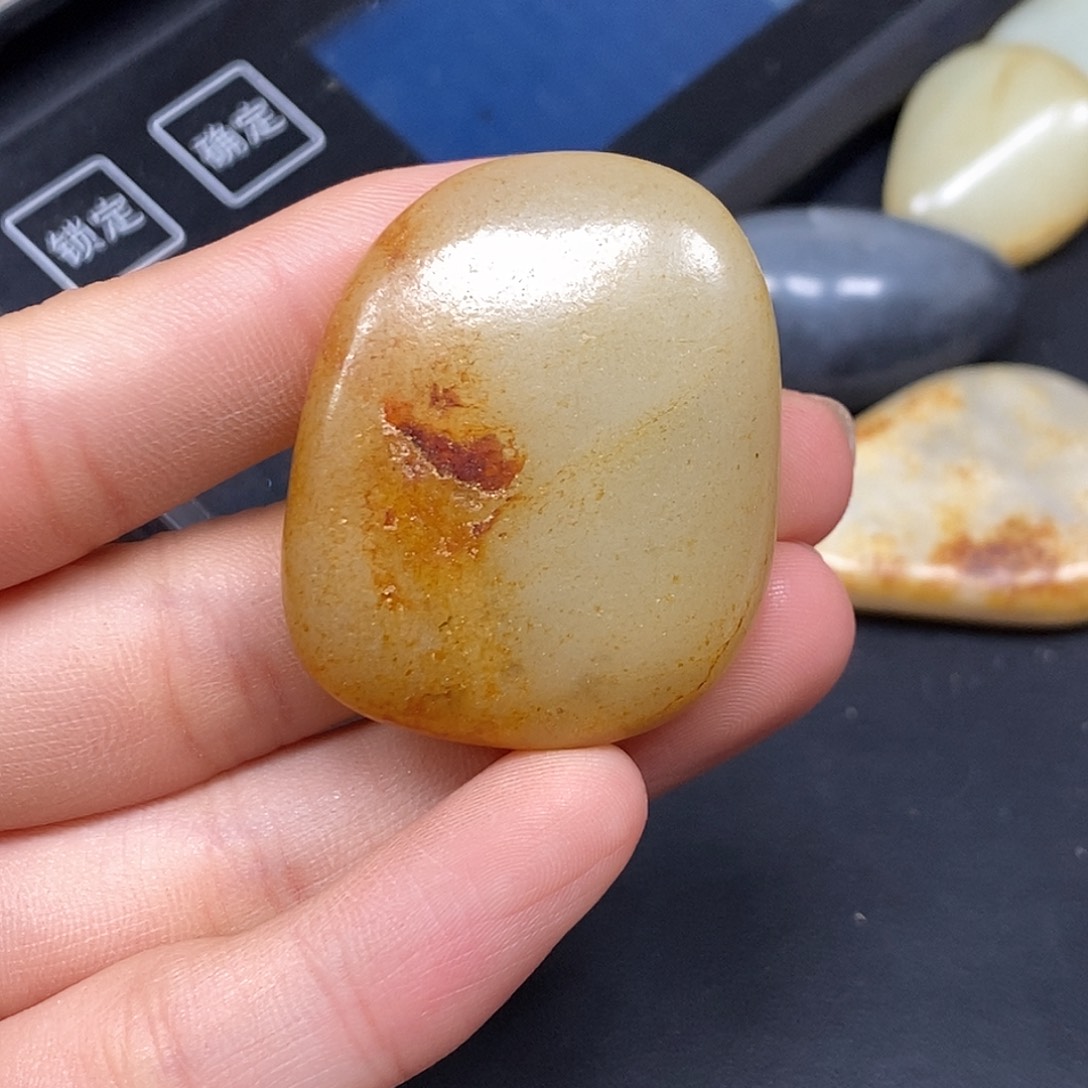 和田玉（糖玉）未镶嵌挂件