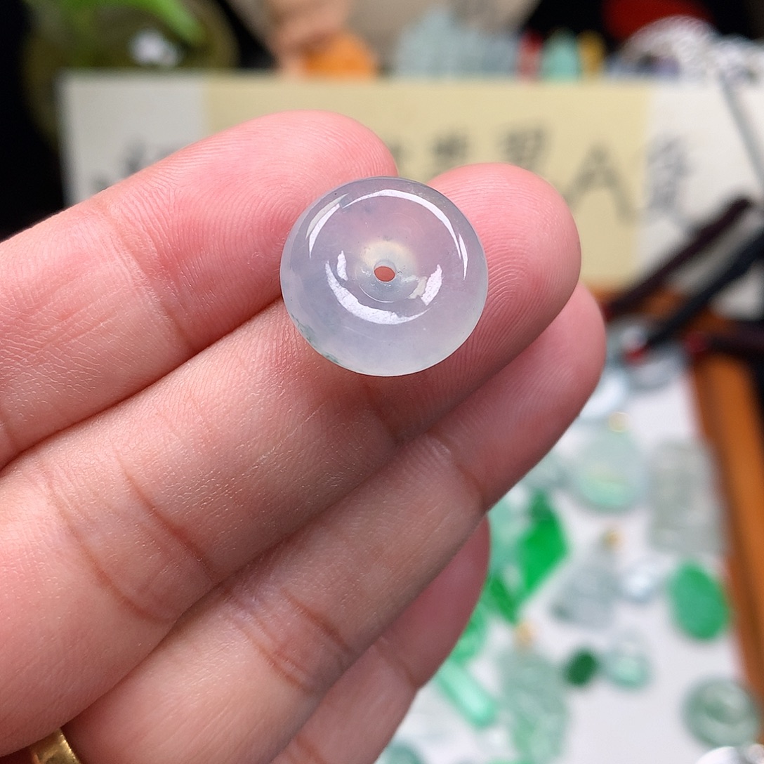 翡翠裸石缅甸天然A货翡翠冰种平安扣