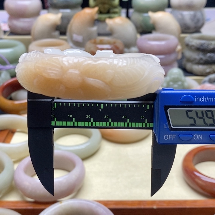 石英岩玉手镯未镶嵌