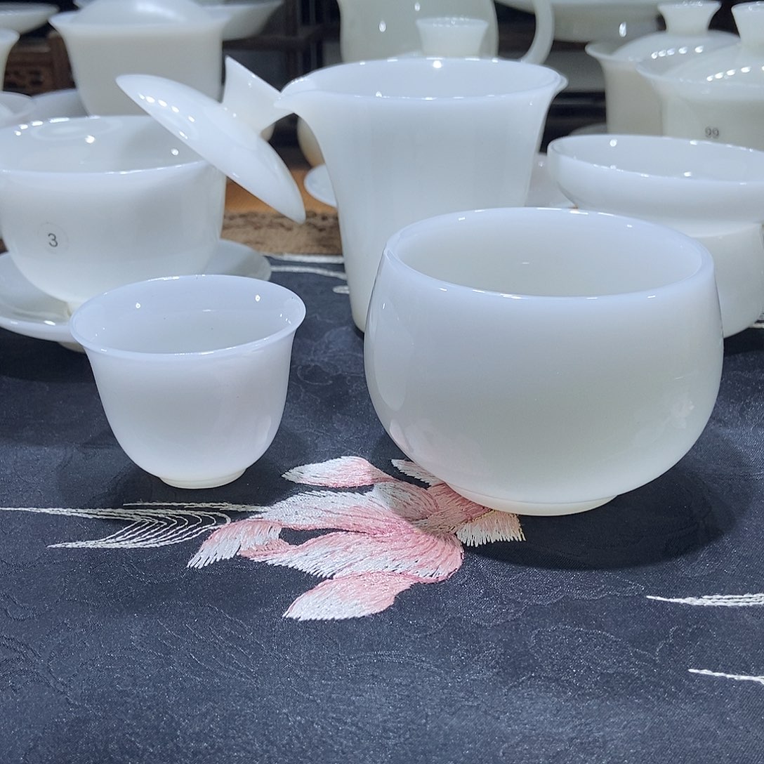 我想去吃烤红薯啦嘻嘻嘿嘿哈哈好的哦