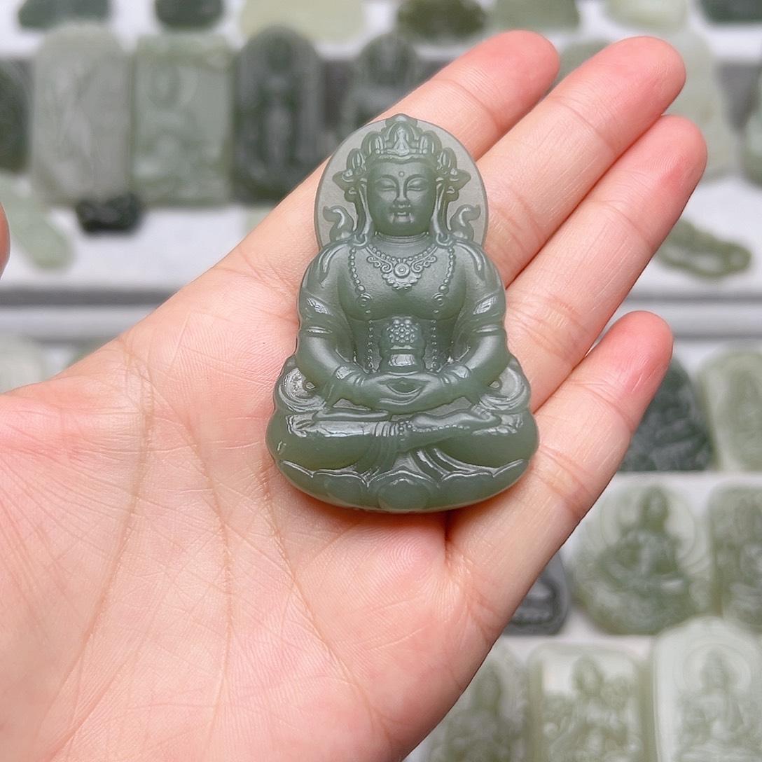 和田玉未镶嵌颈饰