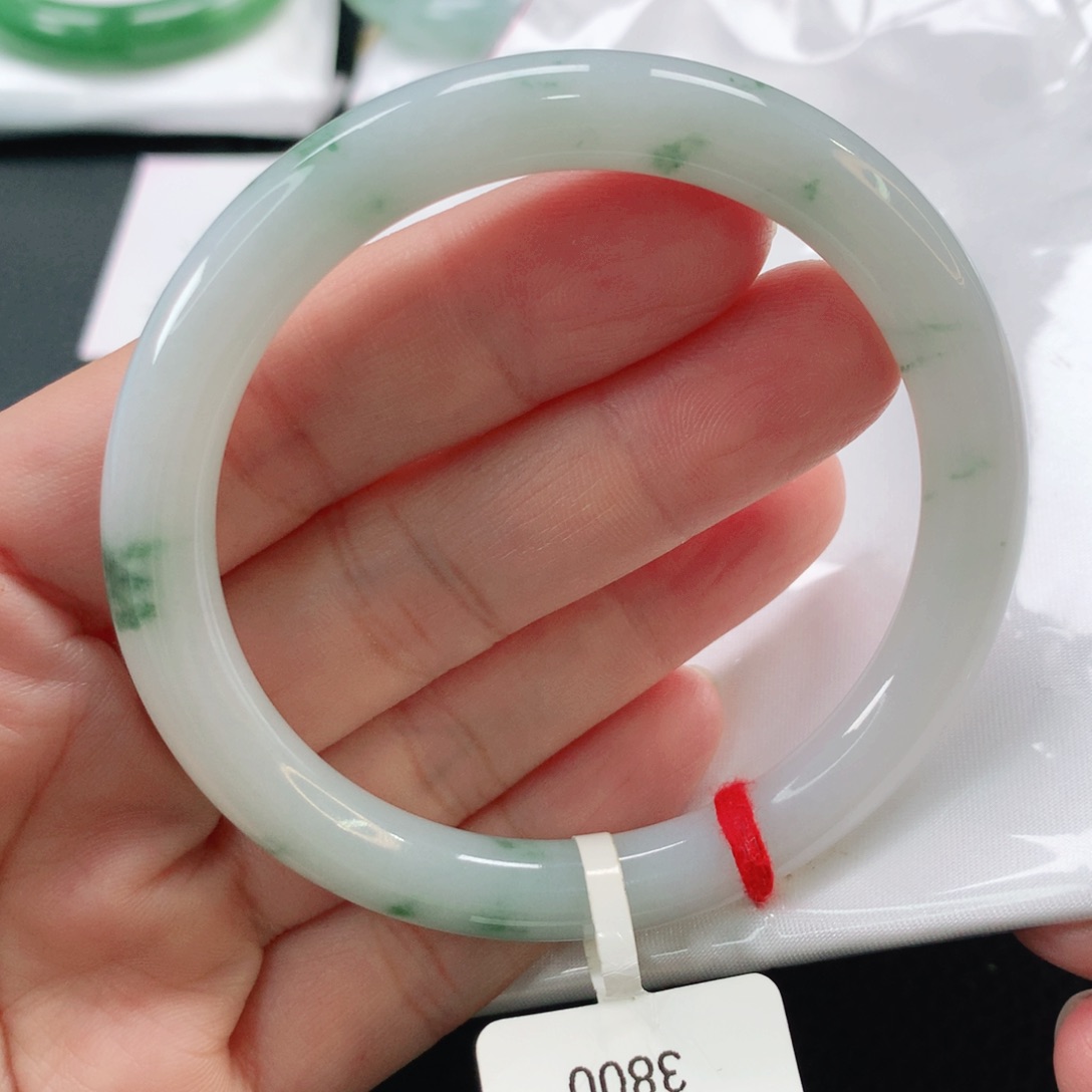 未镶嵌手镯翡翠56圆