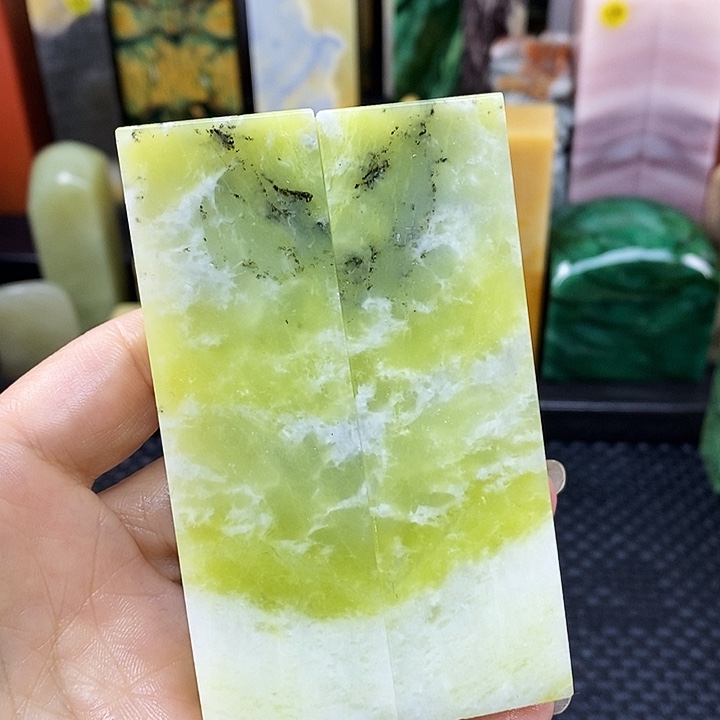 青田石印石云南石头