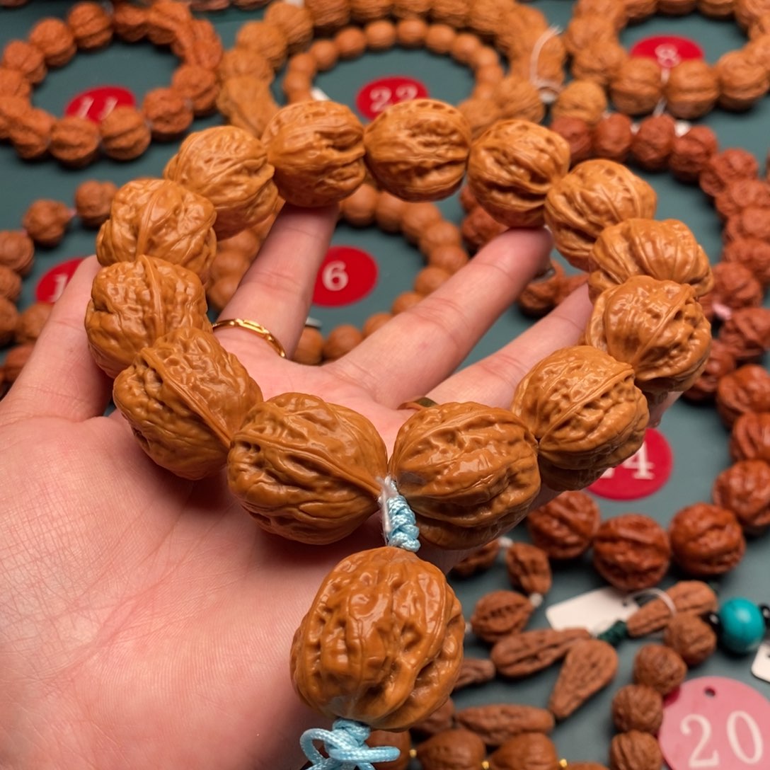 文玩核桃手串大金蟾