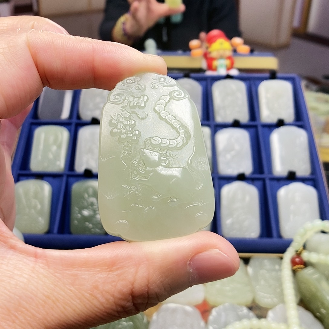 和田玉手串未镶嵌锋*