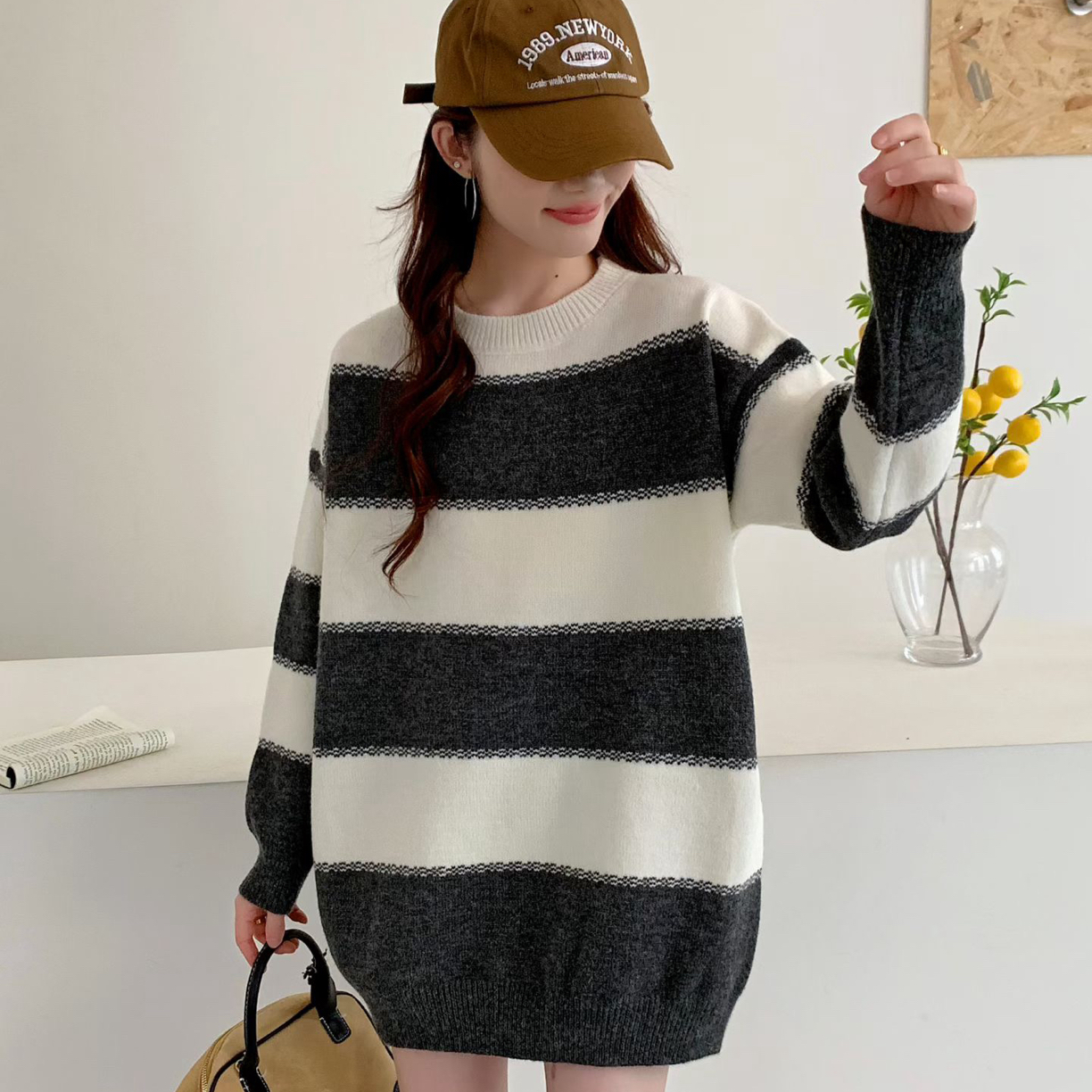 【实体店品质】孕妇装秋冬新款时尚宽松条纹圆领显瘦外穿加厚毛衣