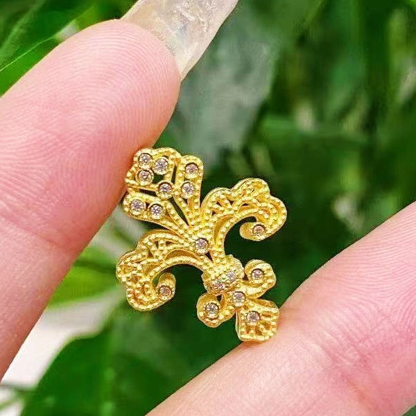 世嘉足金999鸢尾花吊坠镶锆石挂坠5D点钻工艺WY