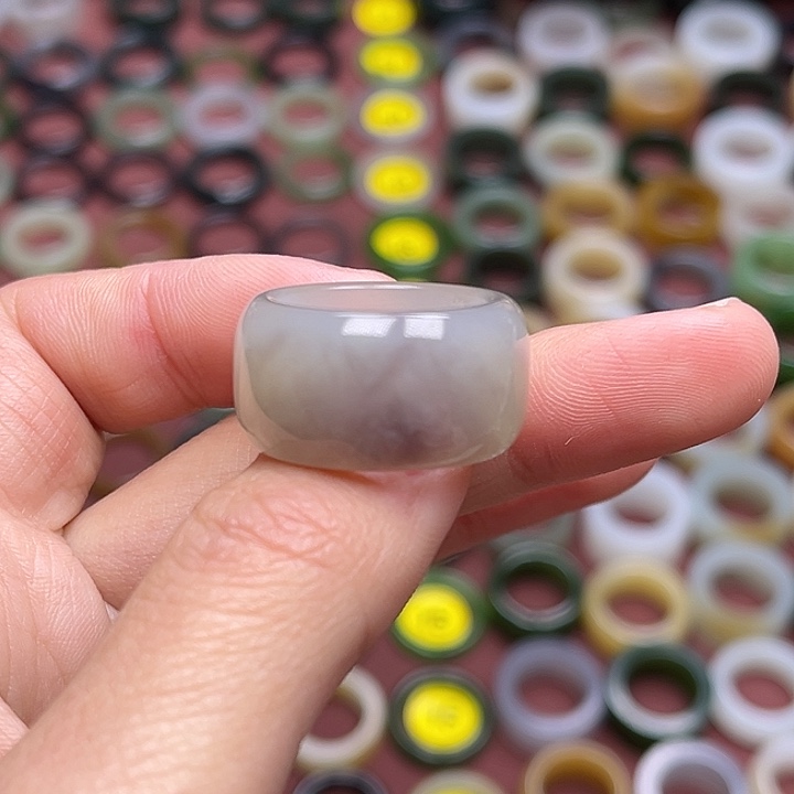 和田玉戒指未镶嵌17.6 一口紫 无鉴赏