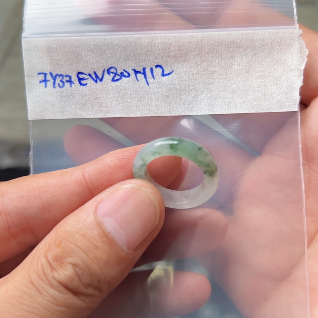 定制翡翠未镶嵌圈口12